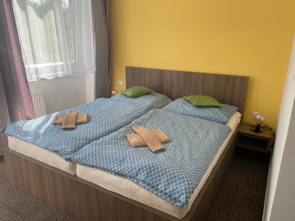 Penzion Teplanka Povazska Bystrica Luaran gambar